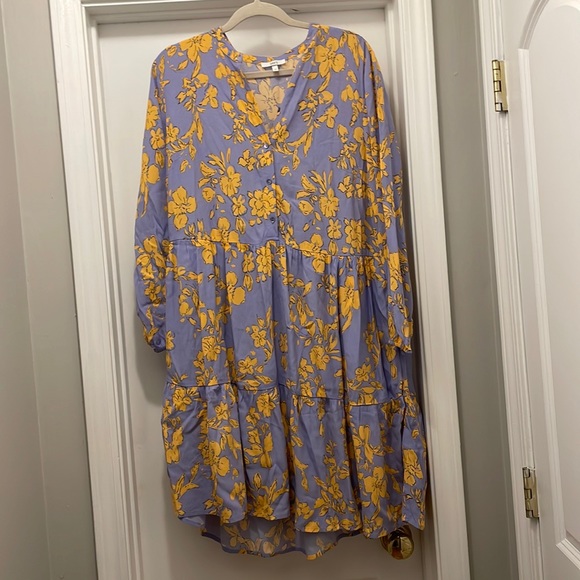 Loose dress - Picture 1 of 4